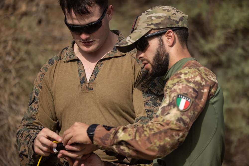 24th MEU (SOC) Demo Range Alongside Italian Marines with 1st San Marco Regiment