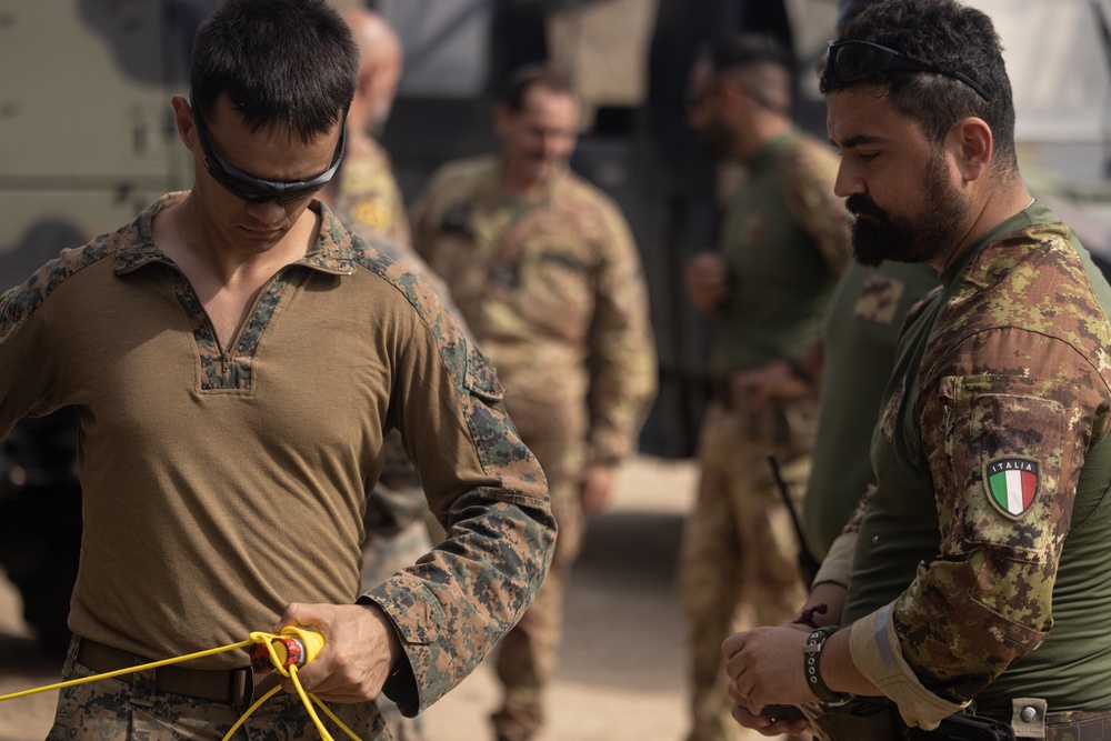 24th MEU (SOC) Demo Range Alongside Italian Marines with 1st San Marco Regiment