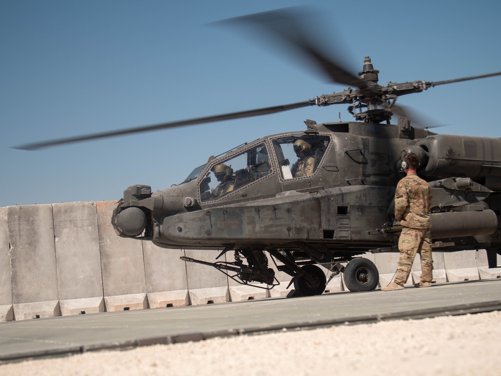 10th Combat Aviation Brigade AH-64 Apache Pilots Conduct Pre-flight Checks