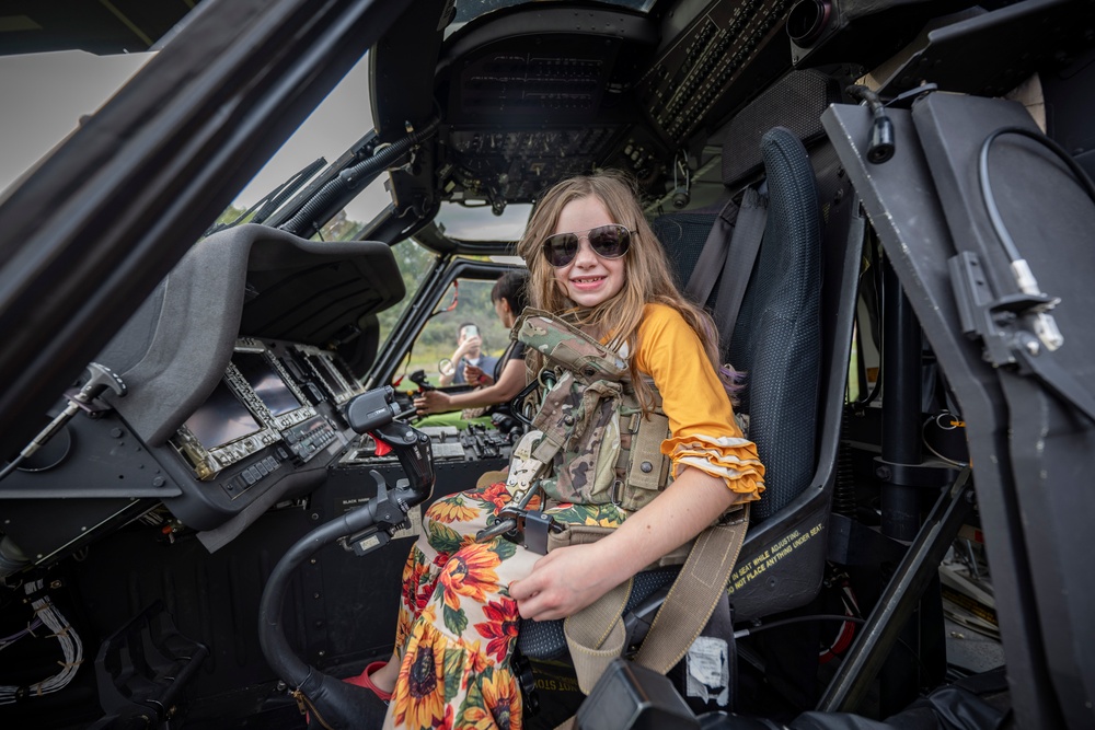 All-Female West Virginia National Guard Aircrew Supports Girls in Aviation Day