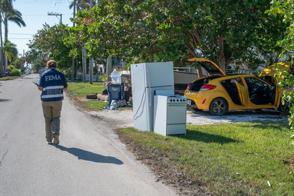 FEMA Disaster Survivor Assistance Teams Help Hurricane Helene Survivors