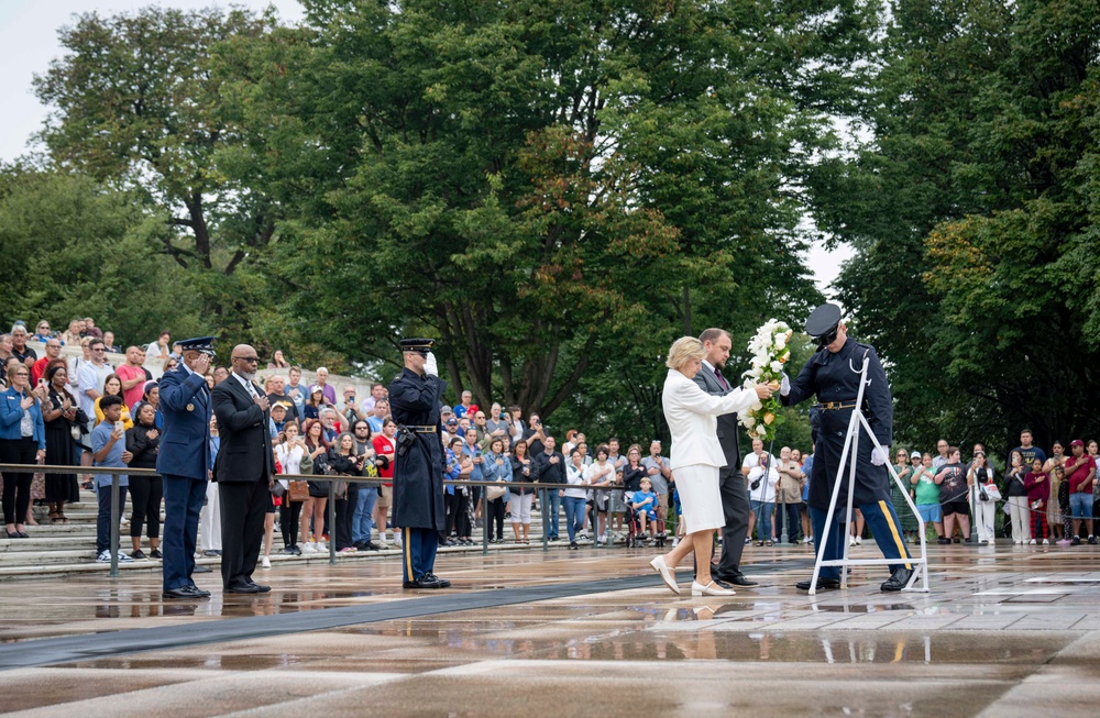 CJCS Participates in Wreath Laying Ceremony