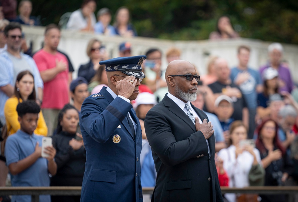 CJCS Participates in Wreath Laying Ceremony