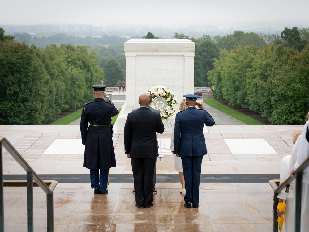 CJCS Participates in Wreath Laying Ceremony