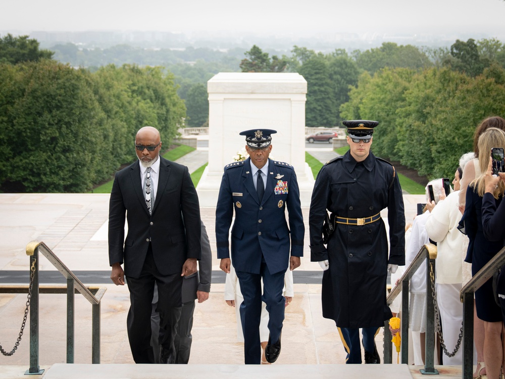 CJCS Participates in Wreath Laying Ceremony