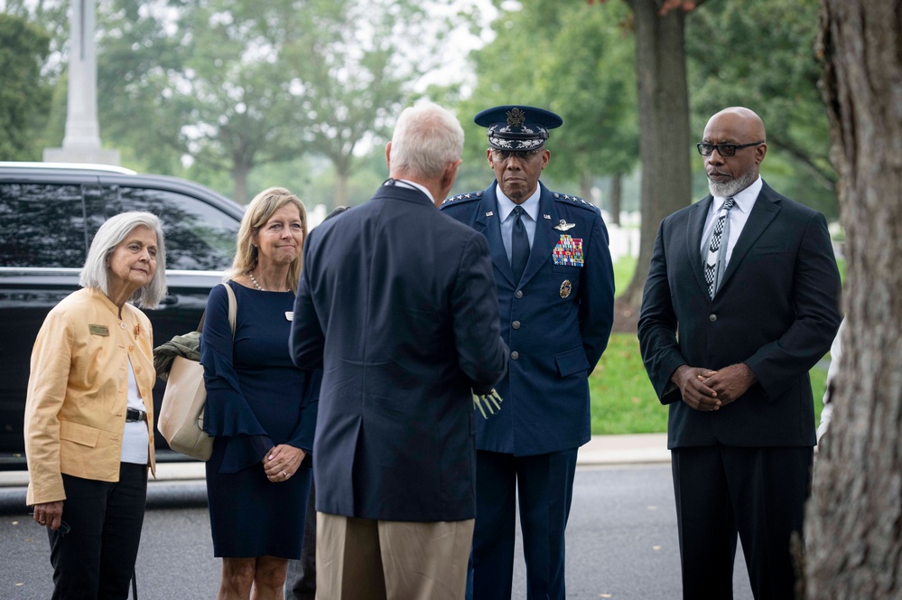 CJCS Participates in Rose Laying Ceremony