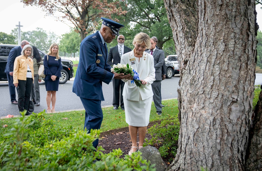 CJCS Participates in Rose Laying Ceremony