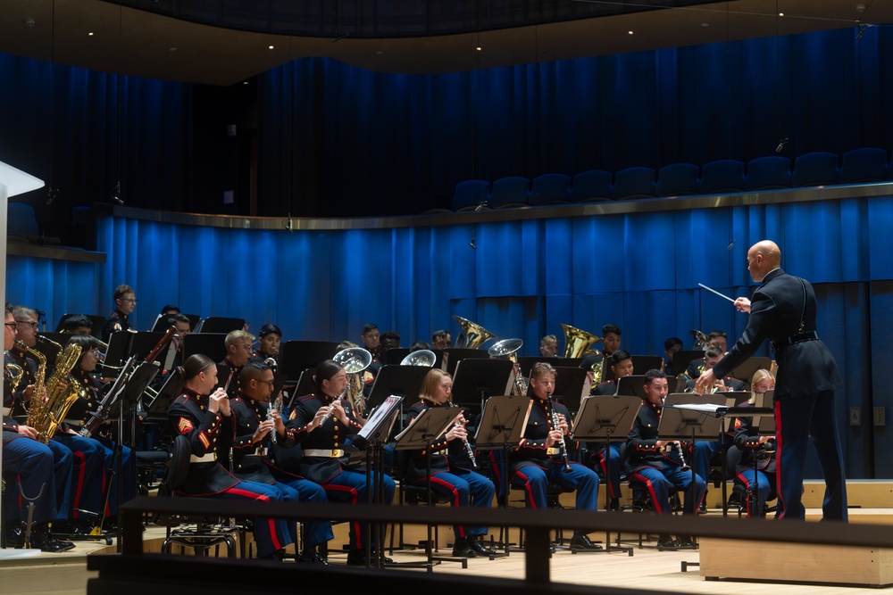 1st Marine Division Band performs for &quot;Day of Music&quot;