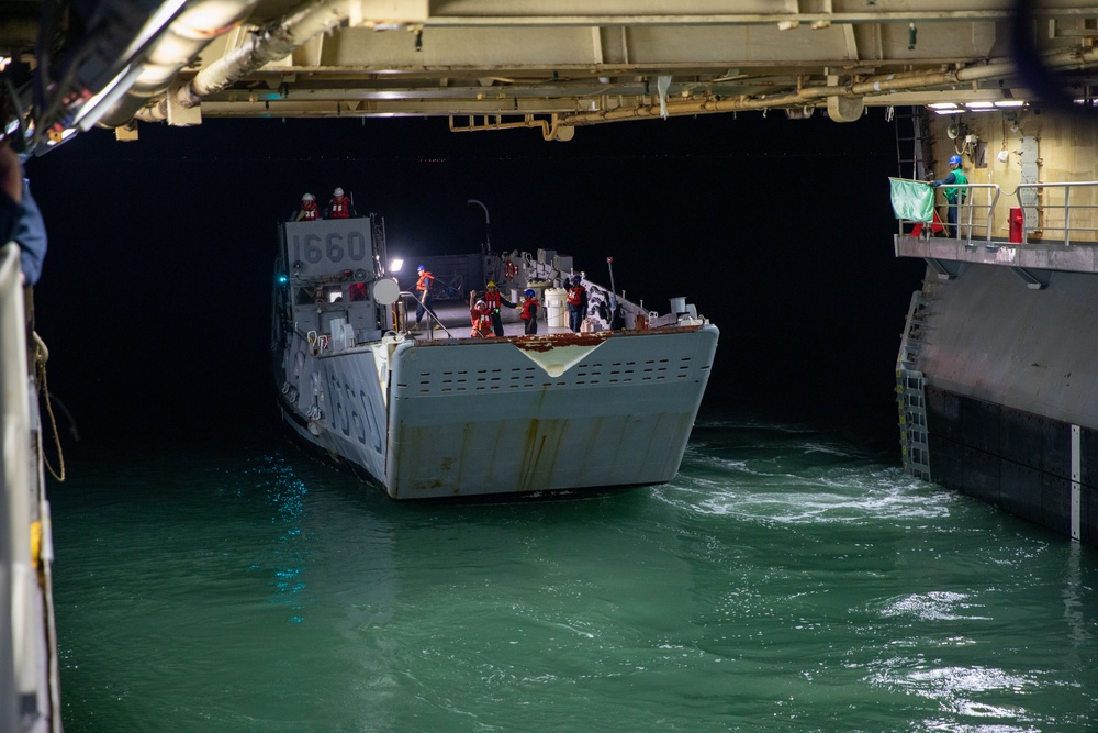 USS Iwo Jima Well Deck Operations