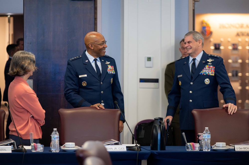 CJCS Meets with NDU Board of Visitors