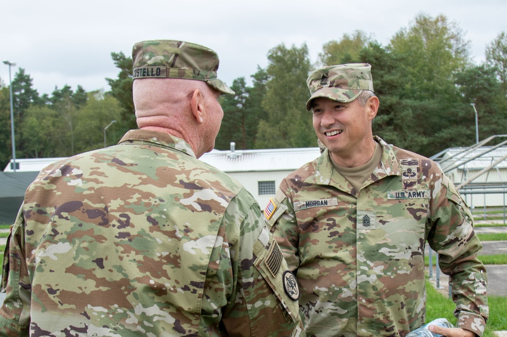 SAG-U Command Sgt. Maj. Morgan meets with Independence soldiers