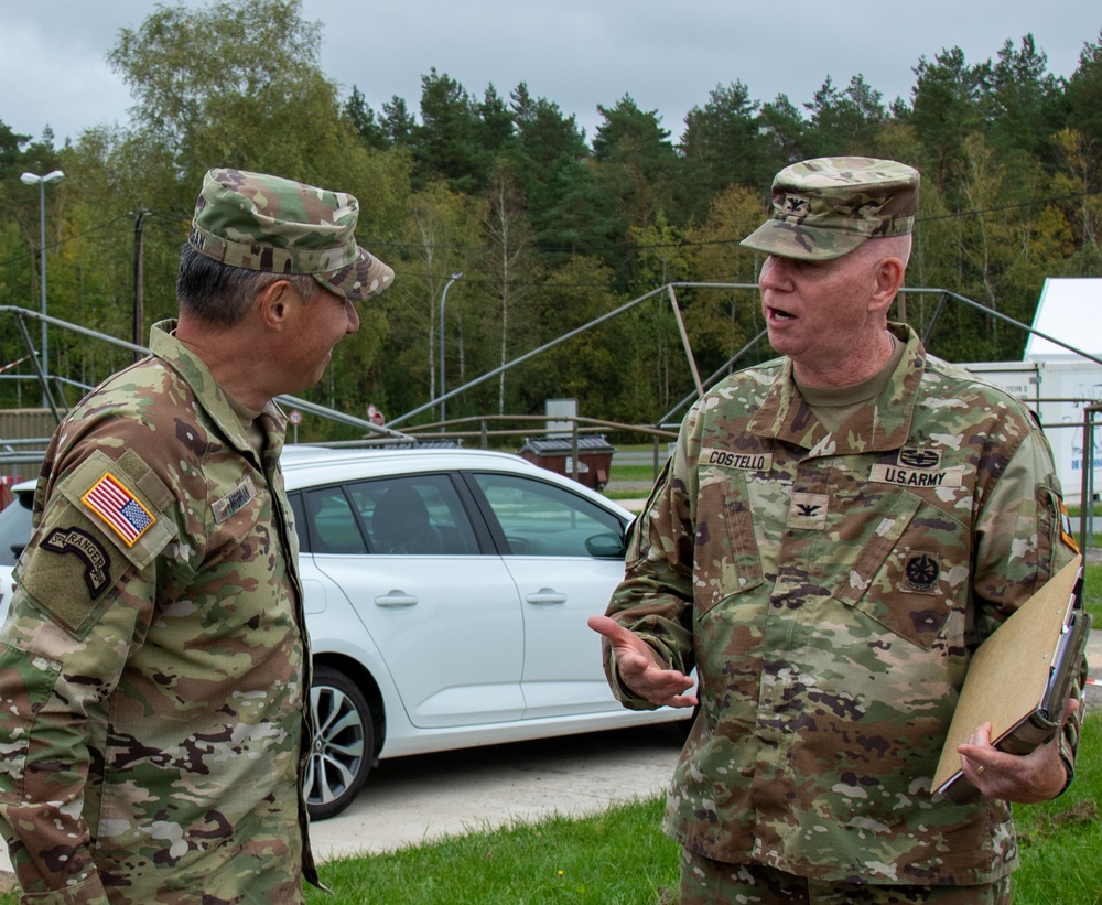SAG-U Command Sgt. Maj. Morgan meets with Independence soldiers