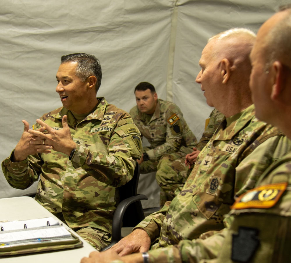 SAG-U Command Sgt. Maj. Morgan meets with Independence soldiers