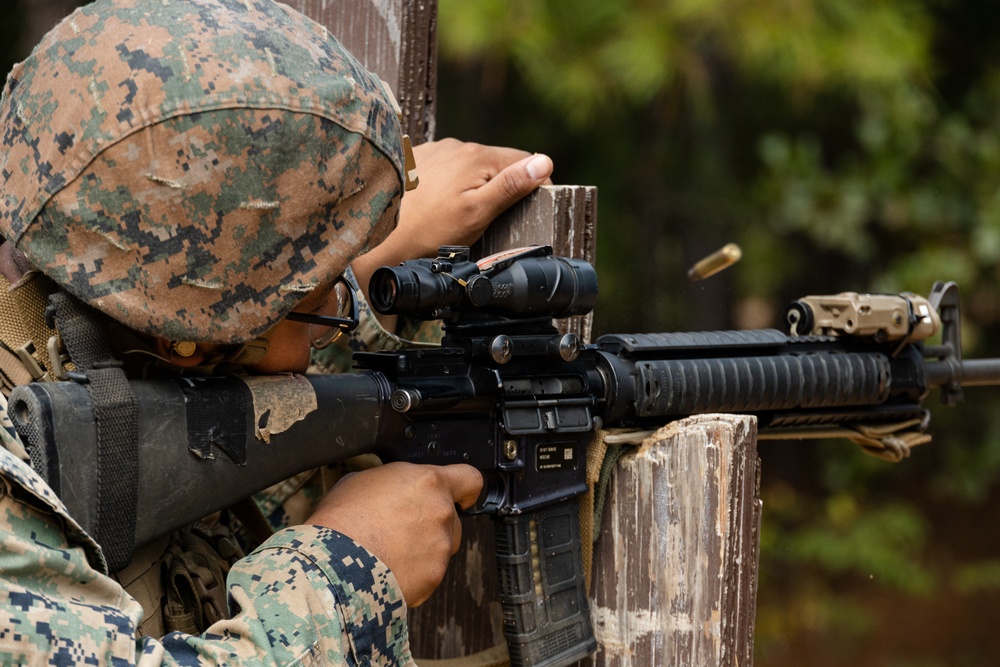 MWSS-273 conducts table 3 live fire range