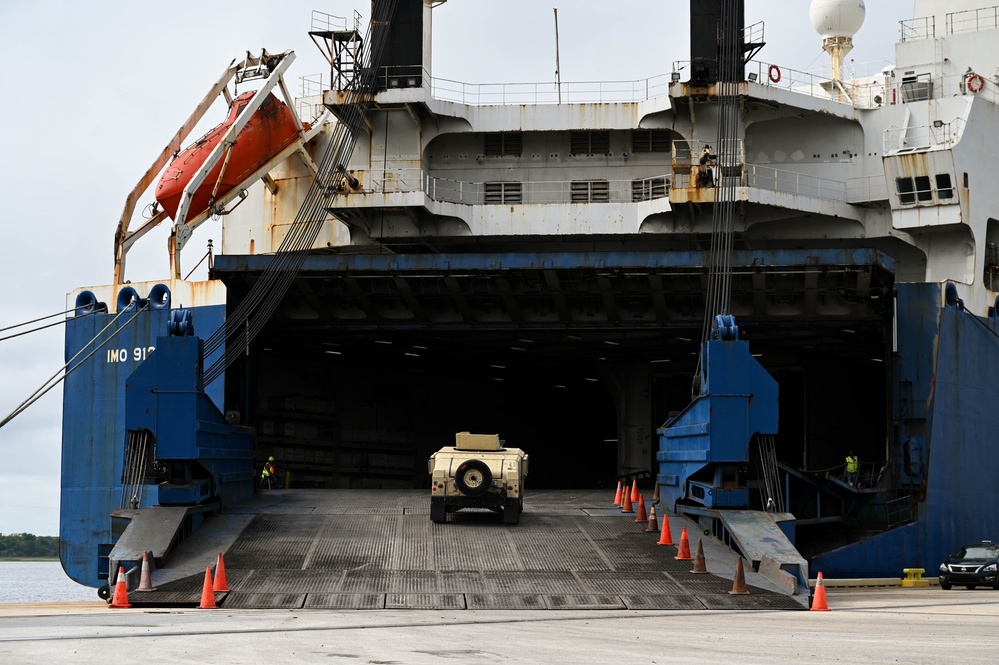 JB Charleston loads military equipment on ARC vessel