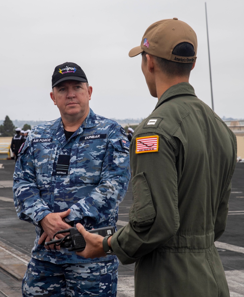 USS Carl Vinson (CVN 70) hosts a tour for members of the Royal Australian Air Force