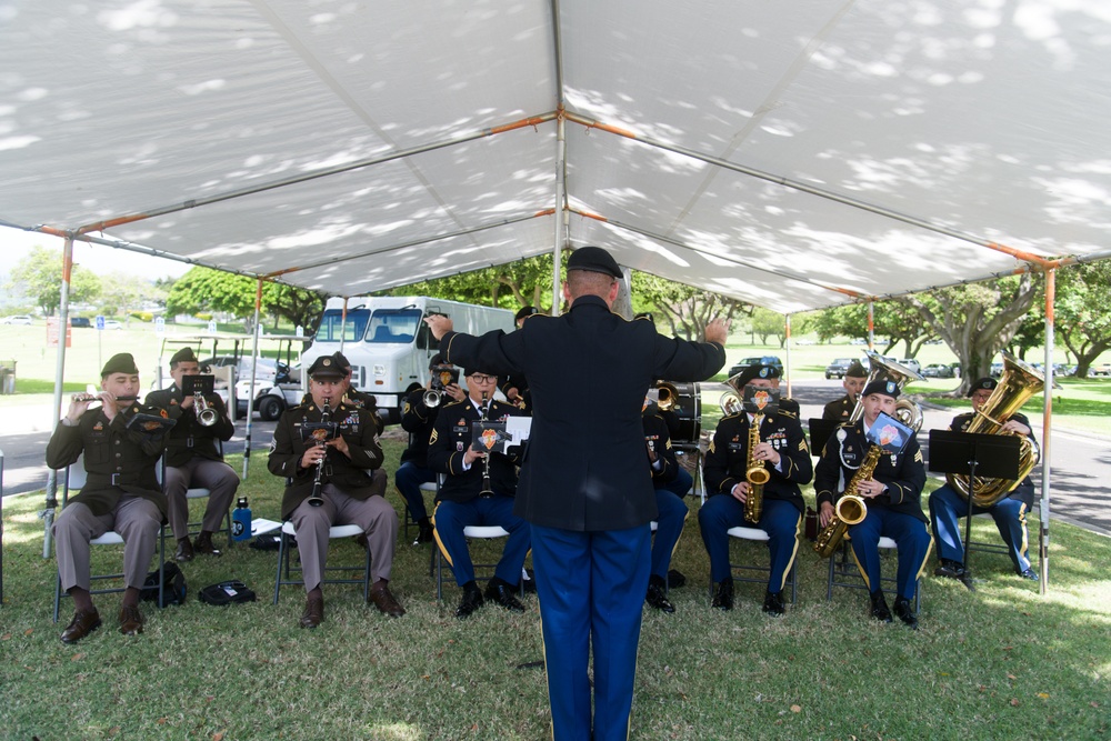 Gold Star Mothers and Families Honored at Punchbowl Ceremony