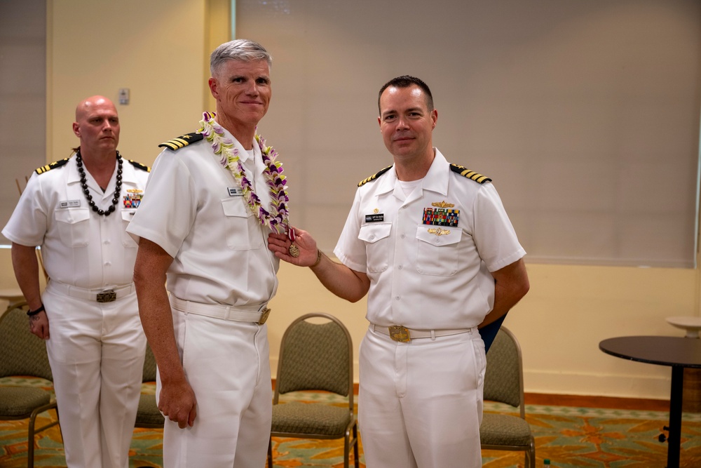 NUWC Division, Keyport Detachment Pacific holds Change of Charge ceremony