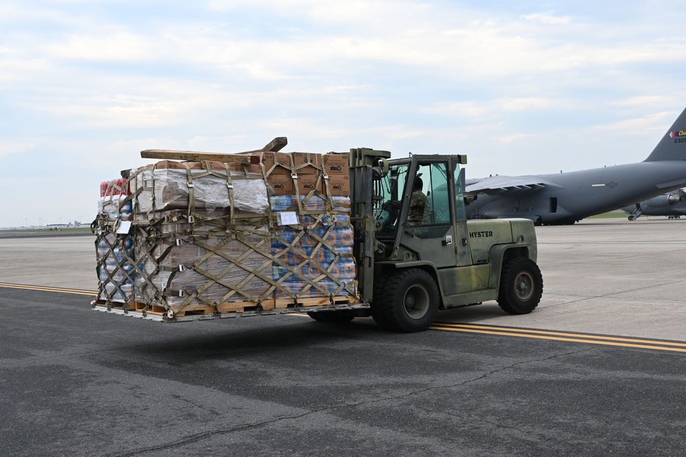 NC Air National Guard C-17 Airlifts support to Western North Carolina