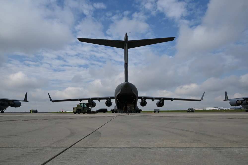 NC Air National Guard C-17 Airlifts support to Western North Carolina