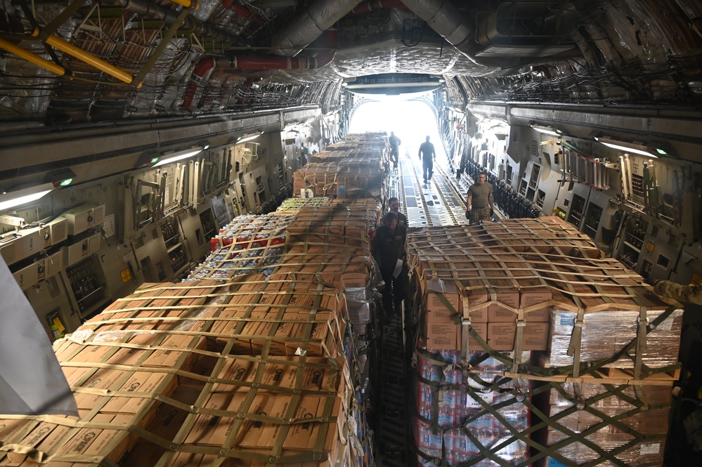 NC Air National Guard C-17 Airlifts support to Western North Carolina