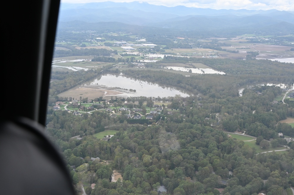 NC Air National Guard C-17 Airlifts support to Western North Carolina