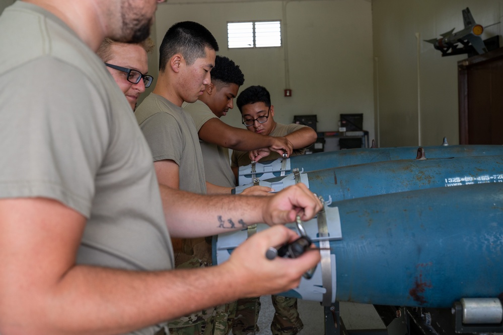 Crafting the power, Building the boom