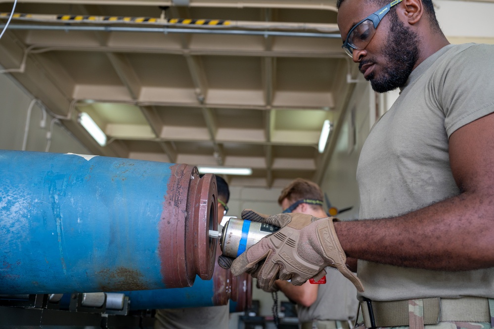 Crafting the power, Building the boom