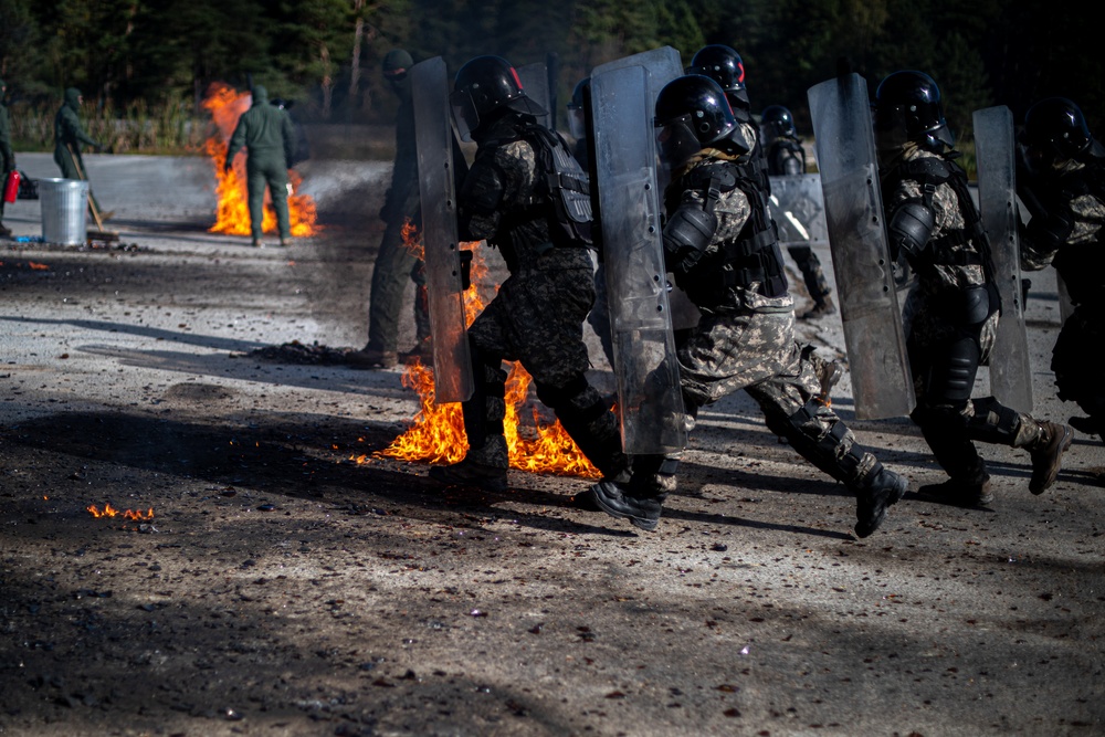 KFOR 34 Conducts Fire Phobia Training in Hohenfels, Germany