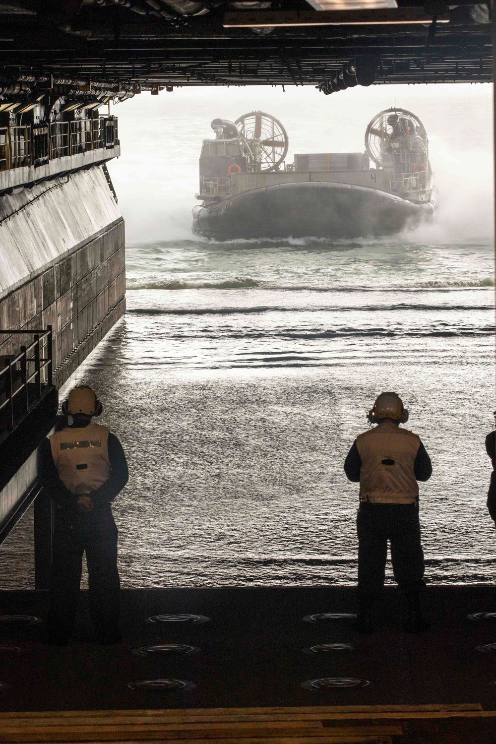 USS Iwo Jima Conducts Well Deck Operations