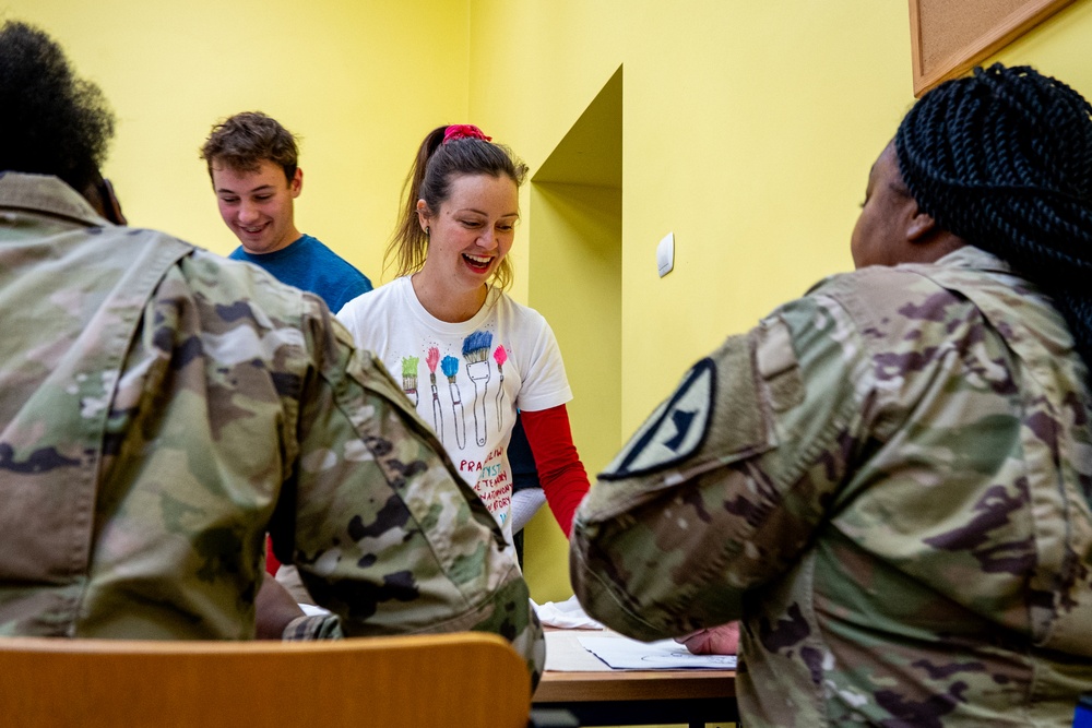 Task Force Pegasus Troopers Visit Polish Students