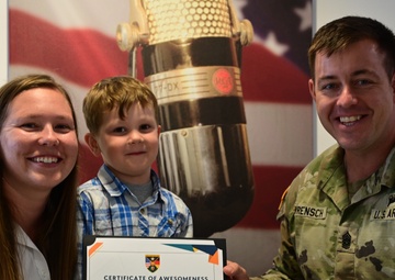 Harrison Miccio reports! Honorary reporter interviews USAG Rheinland-Pfalz Command Sergeant Major