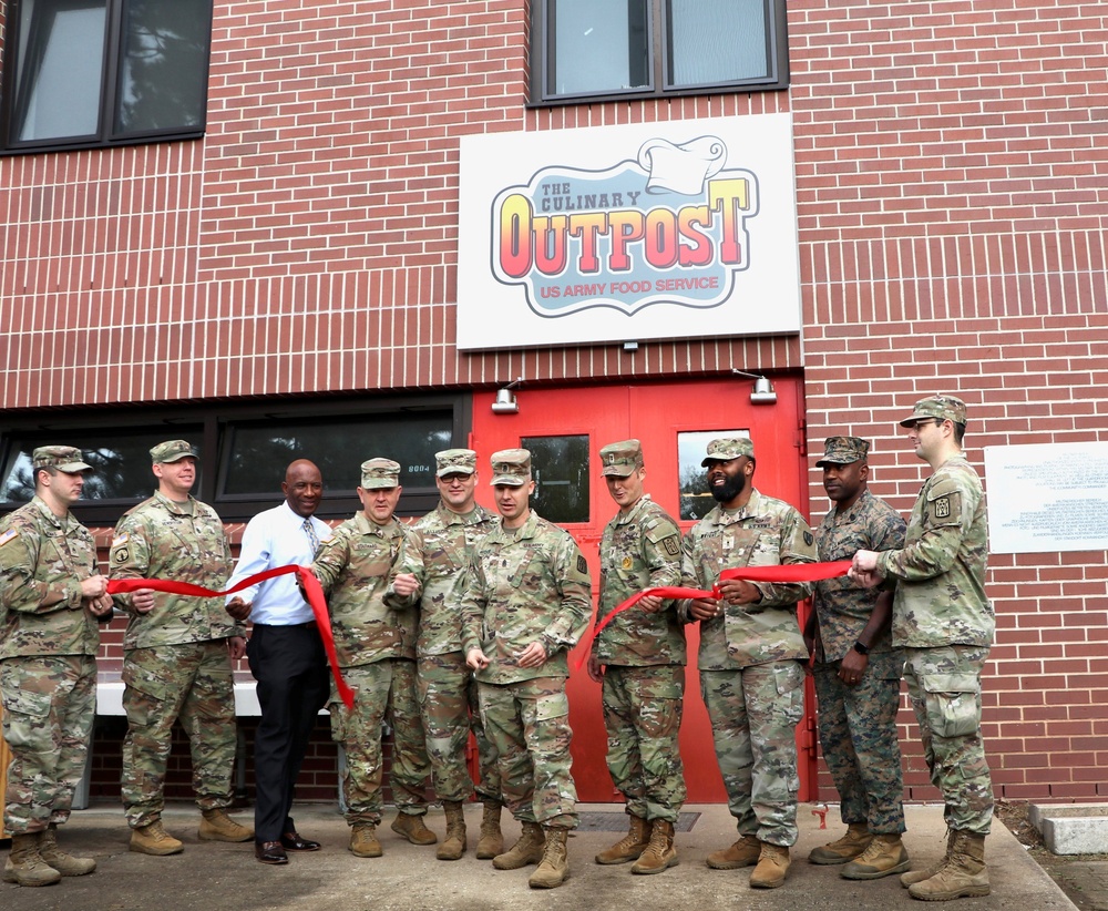 5th Battalion, 4th Air Defense Artillery Regiment Hosts Grand opening for Food Kiosk
