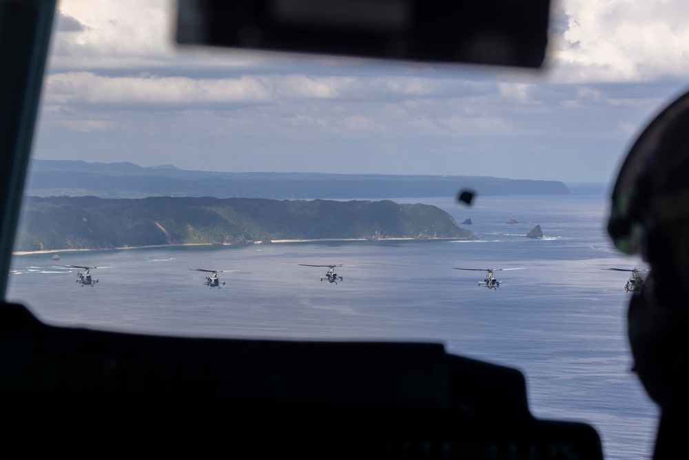 HMLA-367 formation flight