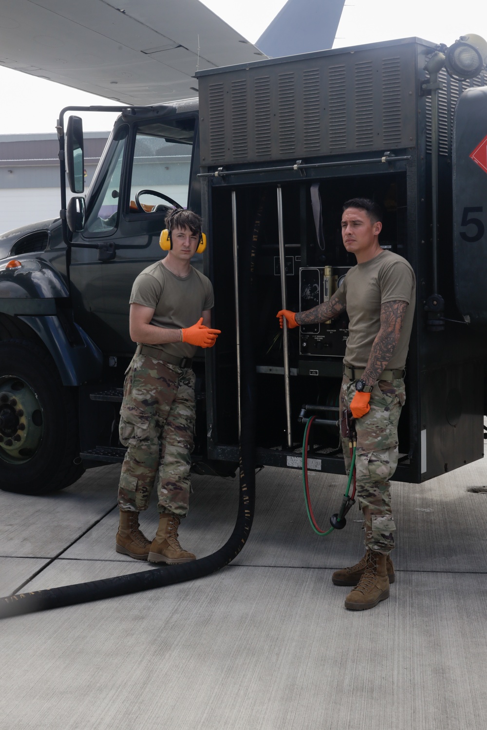 Fueling the Fighter: 199 FS Jet Refuel