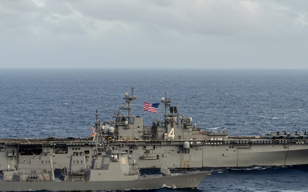 Boxer, Japanese destroyer JS Kongo Sail together