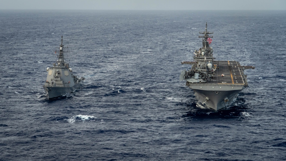 Boxer, Japanese destroyer JS Kongo Sail together