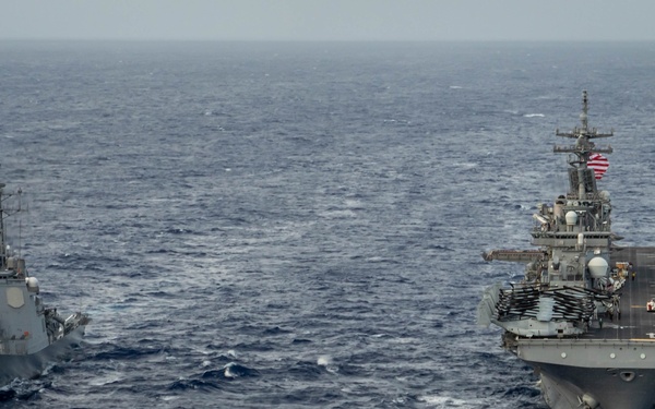 Boxer, Japanese destroyer JS Kongo Sail together