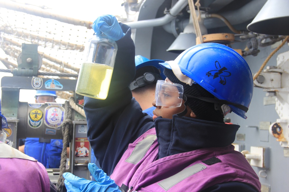 Fuel test aboard USS Lake Erie (CG 70) in the Northern Pacific Ocean