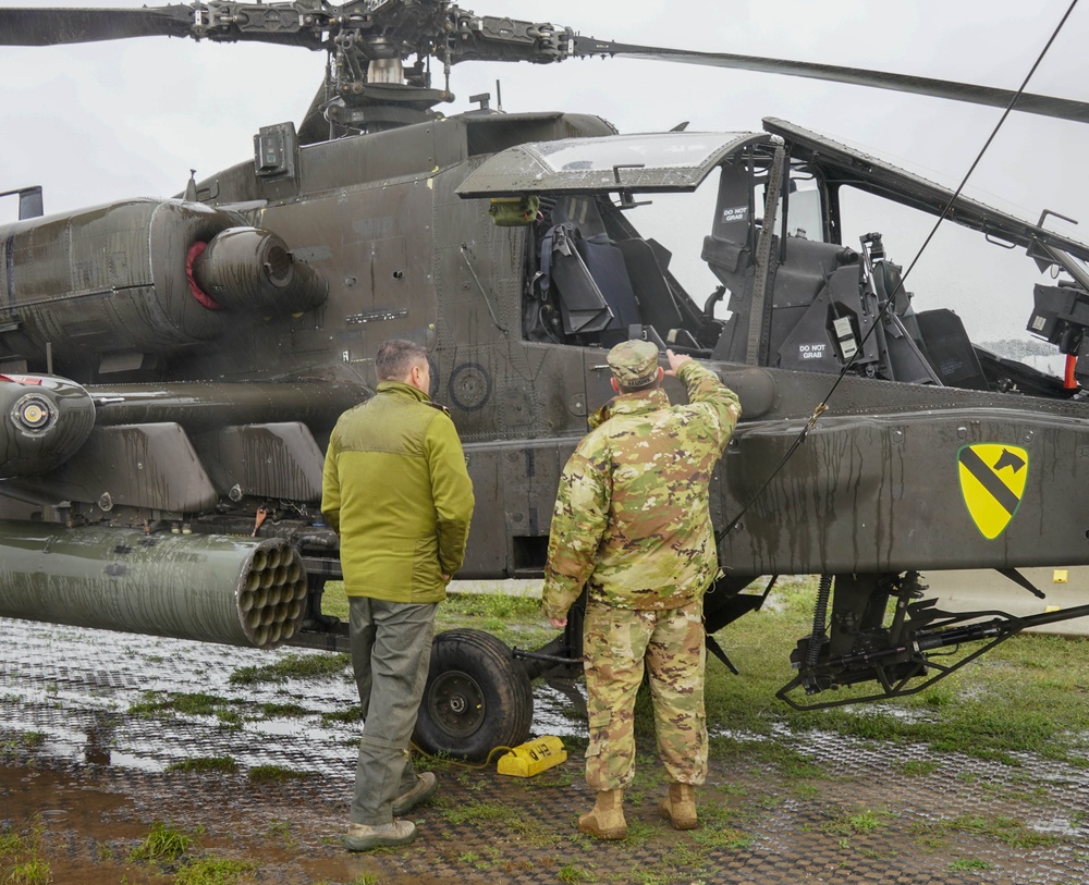 MKAB Commander Tours Apache Helicopter