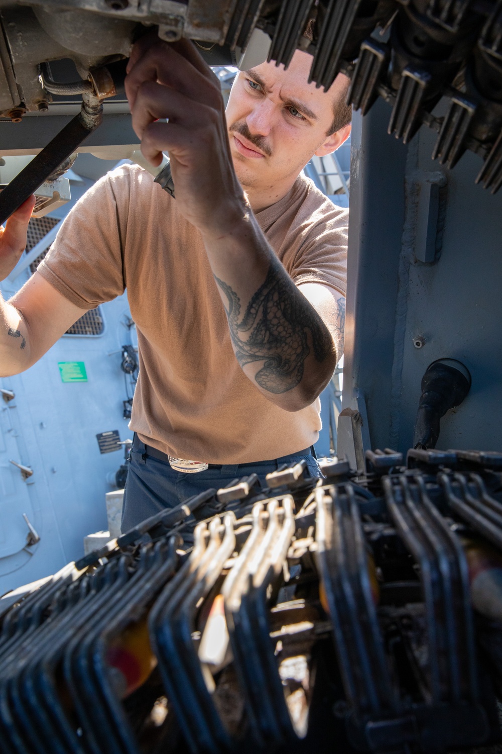 Gunner's Mates Perform Maintenance