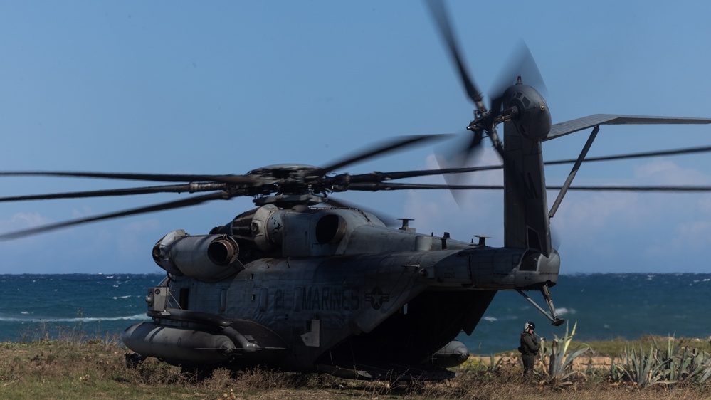 24th MEU (SOC) CH-53E Flight Operations during Bilateral Training with Italian Armed Forces