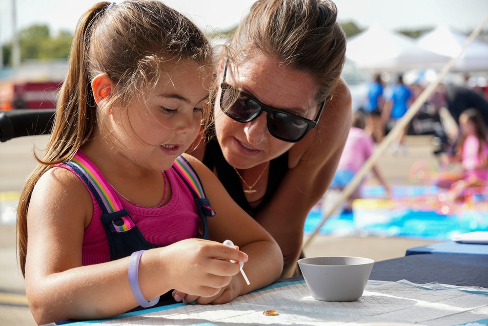 Navy and Marine Corps Force Health Protection Command Participate in Naval Air Station Oceana STEM Event