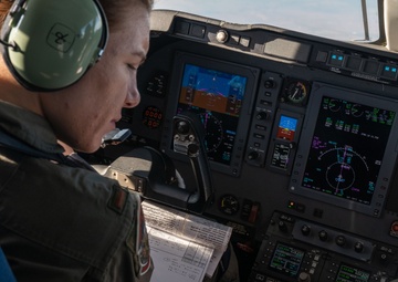 Landing a T-1A Jayhawk