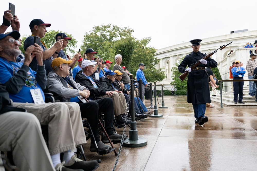 Veterans with the Heartland Honor Flight Visit ANC