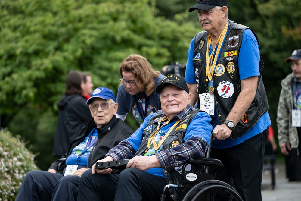 Veterans with the Heartland Honor Flight Visit ANC