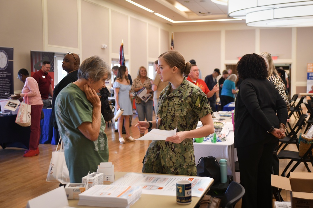 NMCCL helps hundreds of retirees on Retiree Appreciation Day at Camp Lejeune