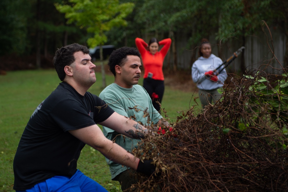 John C. Stennis Sailors volunteer at Newport News Mariners’ Museum