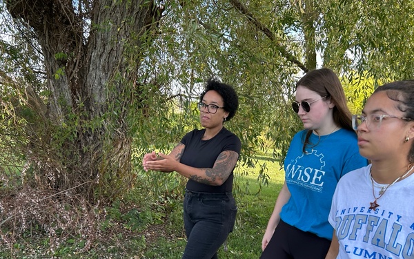 UB WiSE Students Tour Buffalo District Project Sites