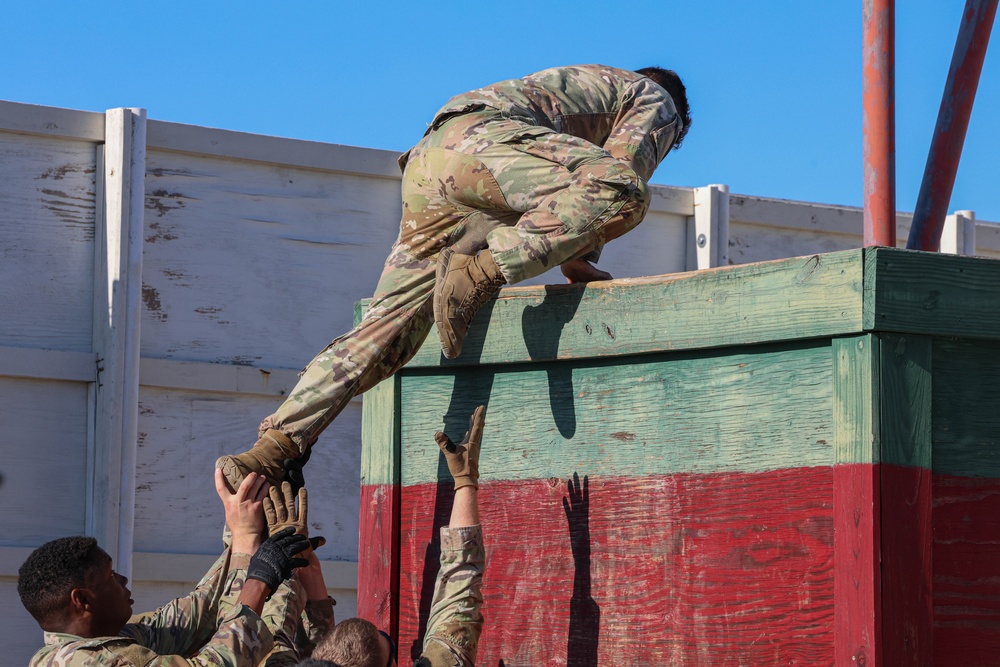 410th MP CO &amp; 87th ENG CO Leaders Reaction Course